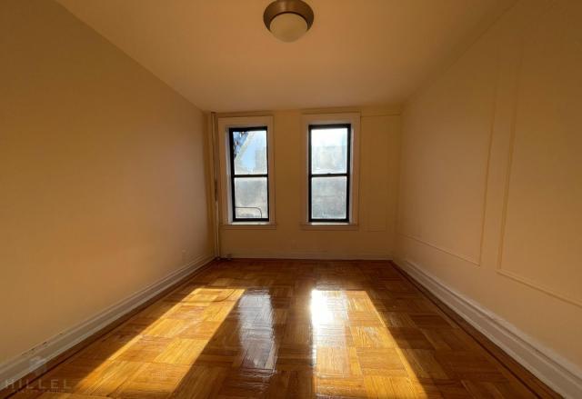 Building Photo - 1 bedroom in ASTORIA NY 11106