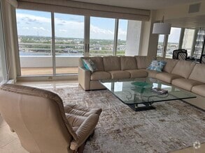 Building Photo - 4201 N Ocean Blvd