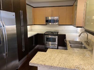 Foto del edificio - 10609 Bloomfield St