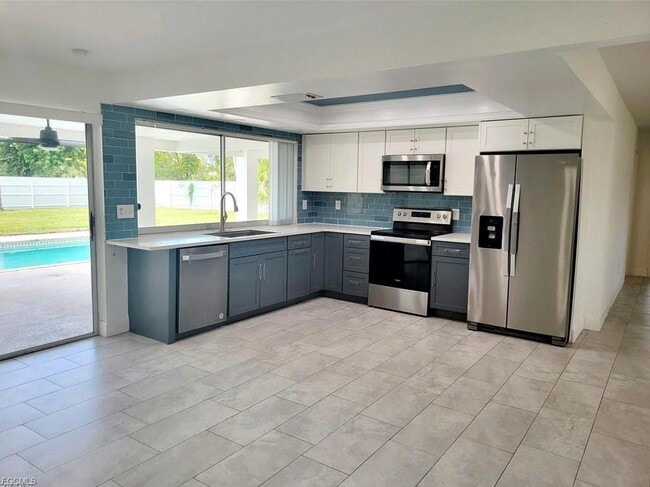 Foto del edificio - 204 El Dorado Pkwy W