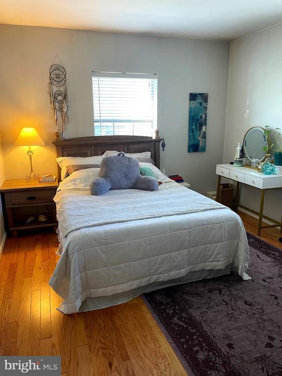 Foto del edificio - 1813 Key Blvd