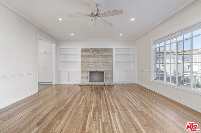 Foto del edificio - 9756 W Olympic Blvd