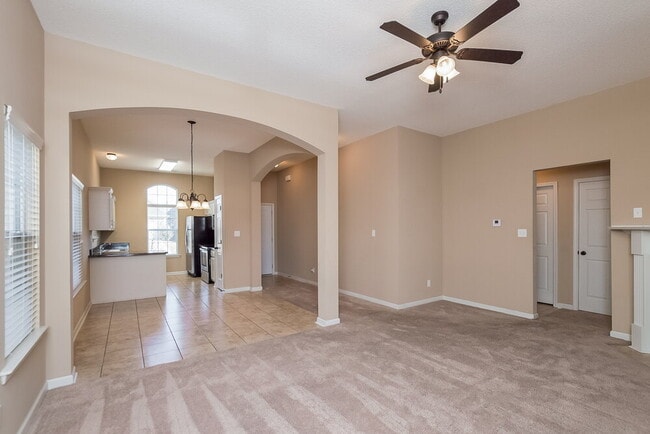 Building Photo - 7879 Ridgedale Dr