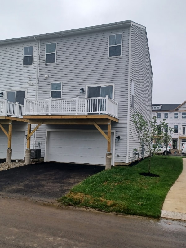 Building Photo - 4727 Franklin Cir