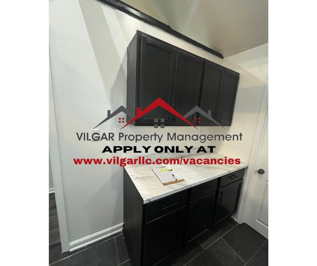 Foto del edificio - This cozy 3 bedroom, 1 bathroom home is pr...