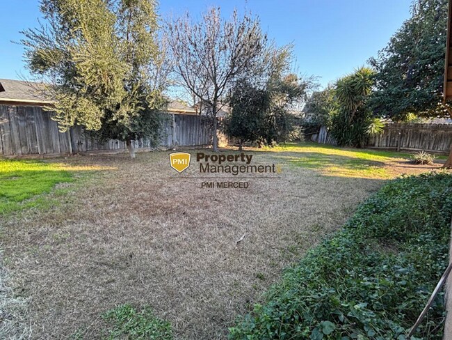 Foto del edificio - 2 Bedroom House Coming Soon for $1900!