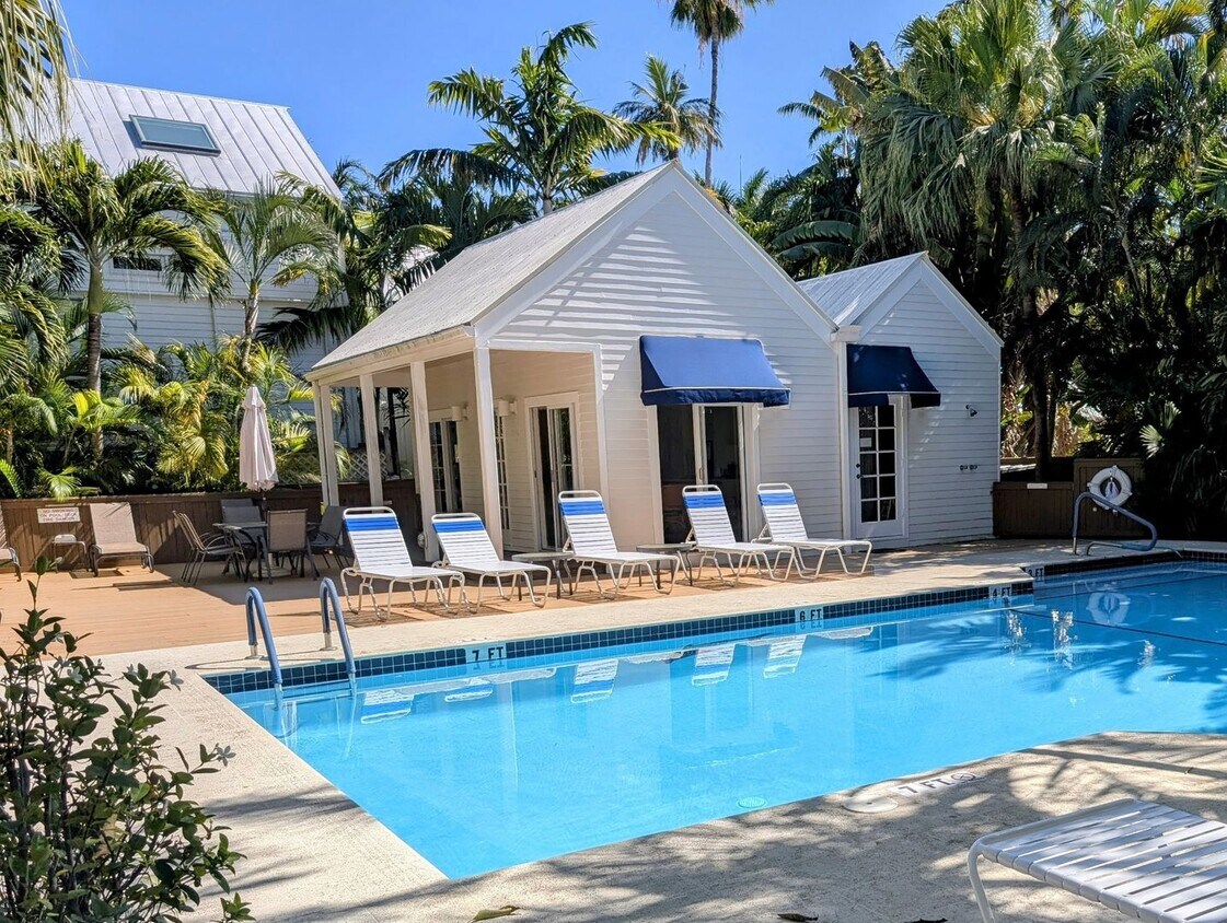 Foto principal - Elegant Old Town Condo - Your Key West Oasis