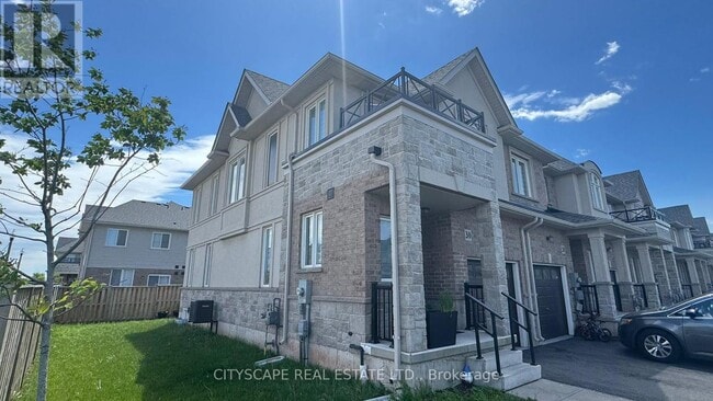 Building Photo - 30 Foothills Ln