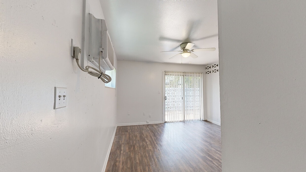 Photo - College Park at Midtown Apartments