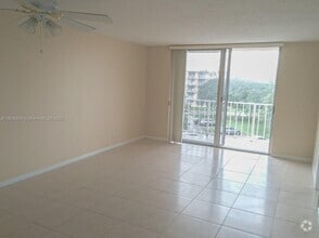 Building Photo - 500 Executive Center Dr
