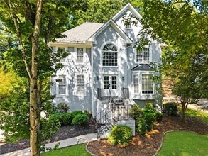Building Photo - 608 Adam Cir