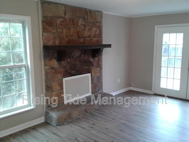 Building Photo - 600 Cahaba Manor Ln