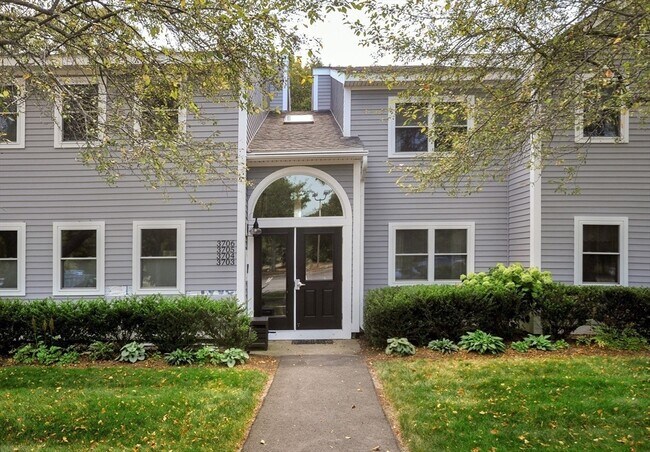 Building Photo - 3705 Tuckers Ln