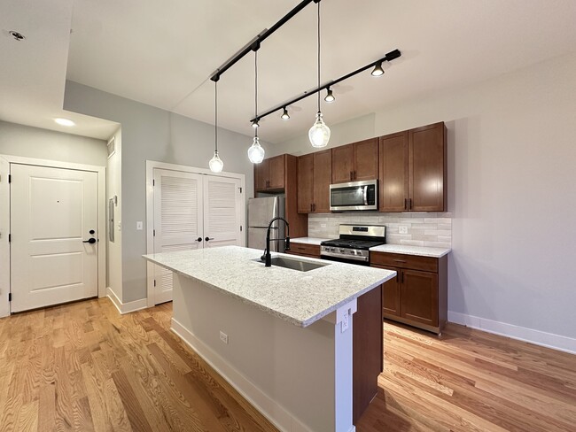 Building Photo - 3477 S Archer Ave