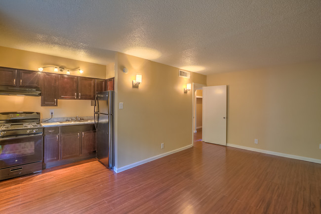 ABQ Elevate - Utilities Included! Apartments - Albuquerque, NM