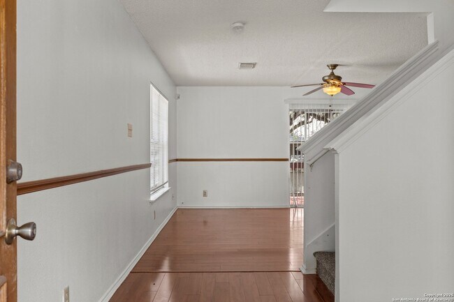 Building Photo - 10138 Sandbrook Hill