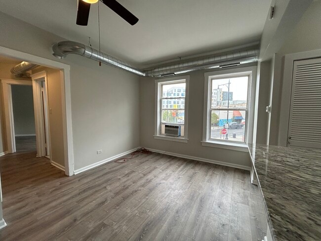 Building Photo - 2712 N Milwaukee Ave