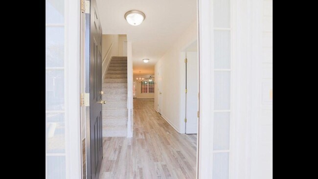 Foto del edificio - 2018 Reserve Ln