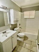Building Photo - 20 Rosemont Dr