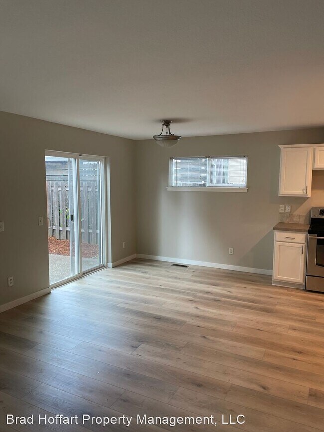 Building Photo - 3 br, 2.5 bath House - 15920 SW Noah Lane