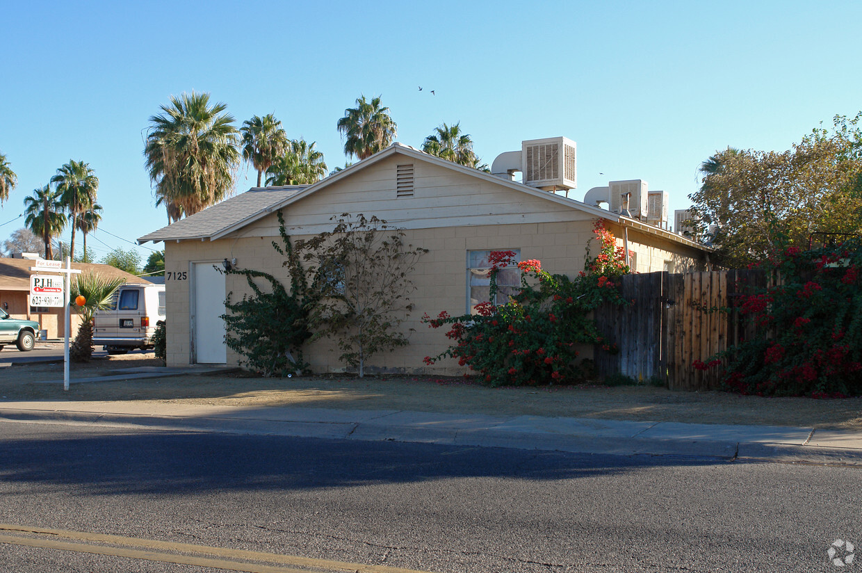 Building Photo - Glendale Gardens