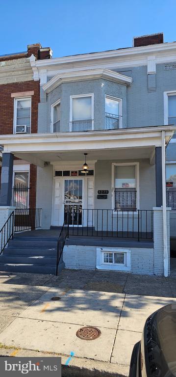 Foto del edificio - 1221 Poplar Grove St