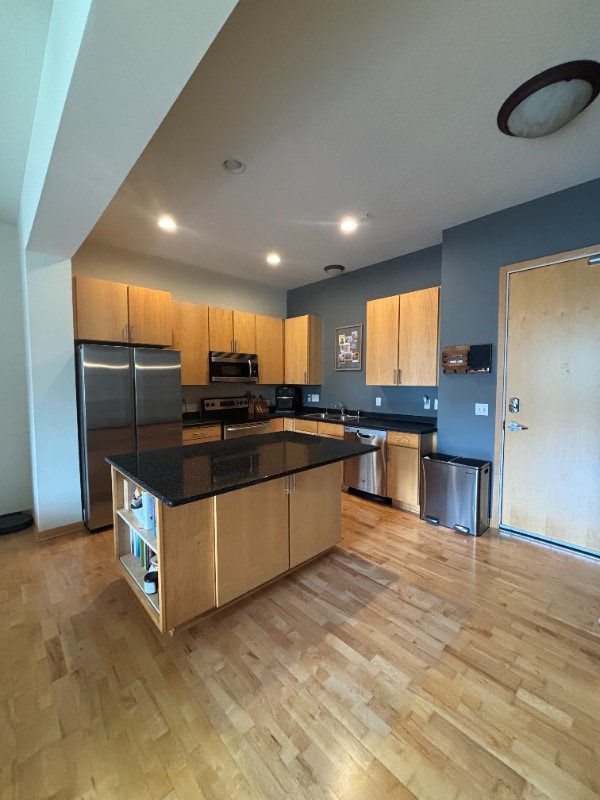 Building Photo - 3640 Wooddale Ave S