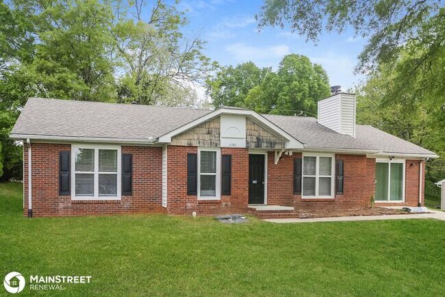 Building Photo - 6740 ROCKLAKE DR, CHARLOTTE, NC 28214