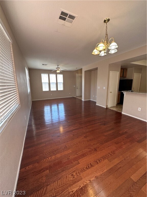 Building Photo - 1204 El Cielo Cir