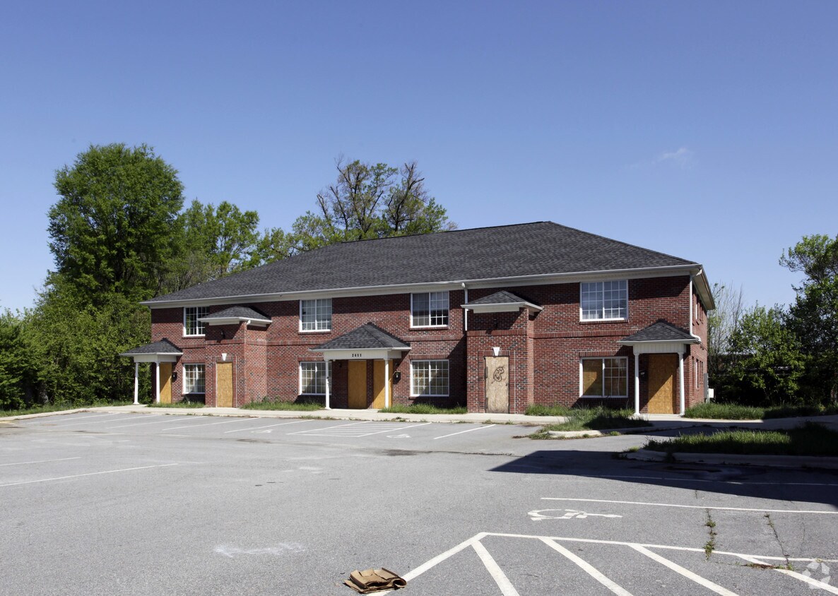 Foto del edificio - 2411-2415 Charlotte St