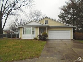 Building Photo - 1520 Royal Oak Ct