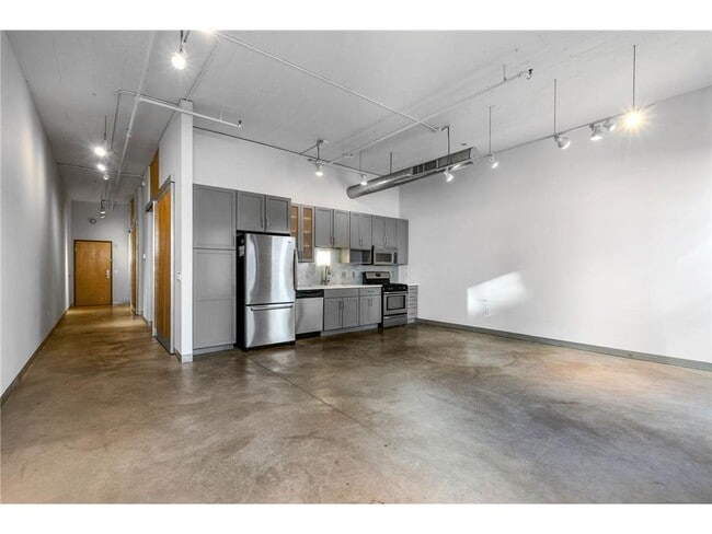 Building Photo - 250 Park Ave