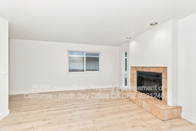 Foto del edificio - 5925 Montecito Blvd