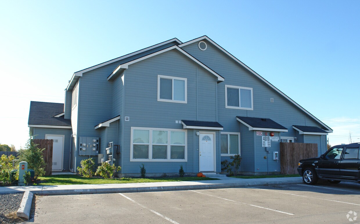 Eldorado Townhomes Apartments in Caldwell, ID