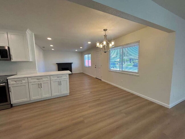 Foto del edificio - 1525 James St