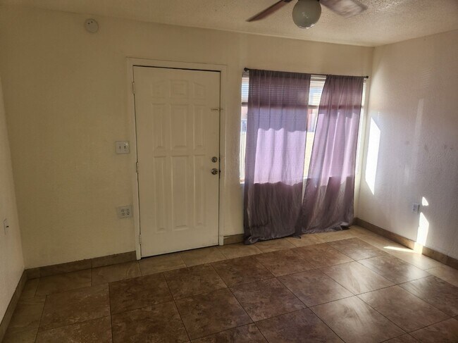 Foto del edificio - 3601 W Melvin St