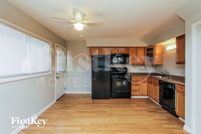 Foto del edificio - 716 Eastland St