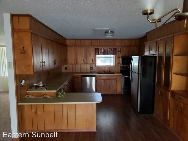 3 br, 2 bath House - 1316 South Avenue A - Alquileres en Portales, NM