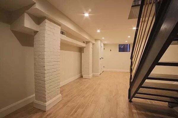 Foto del edificio - 221 Ralph Ave