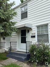 Building Photo - 14218 Tuckahoe Ave