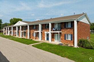 Building Photo - Cumberland Manor