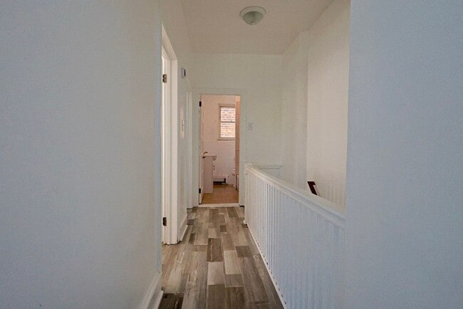 Building Photo - 3636 Winchester Ave
