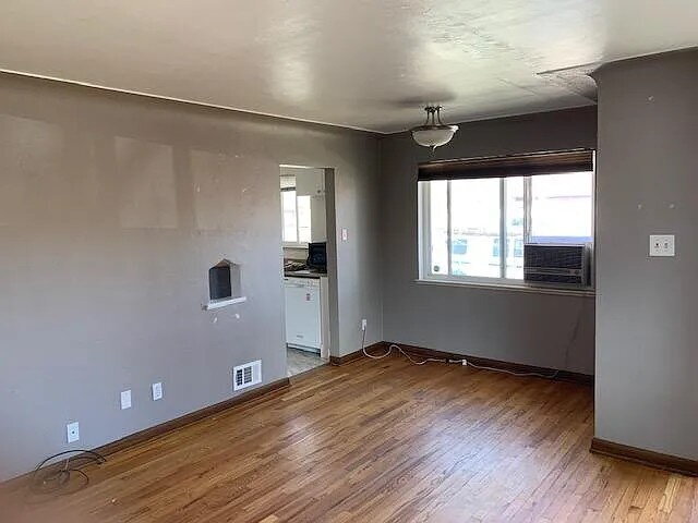 Foto del edificio - Two Bed / One Bath in Platte park for rent
