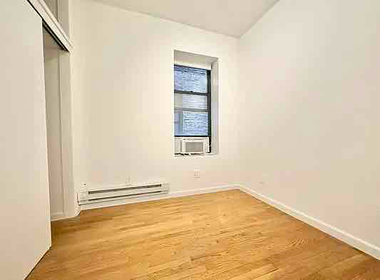 Building Photo - 200 E 58th St