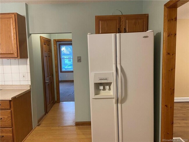 Foto del edificio - 205 Bassett St