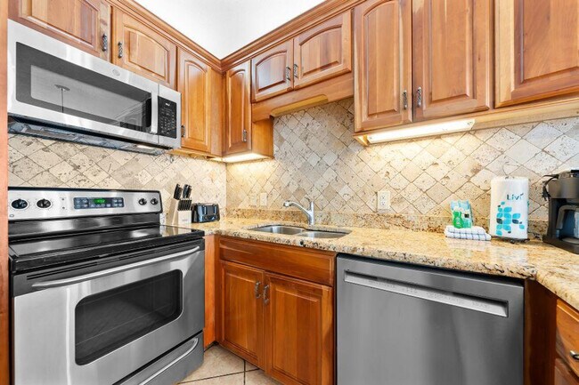Foto del edificio - 24038 Perdido Beach Blvd