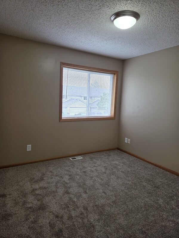 Foto del edificio - 6960 91st St NE