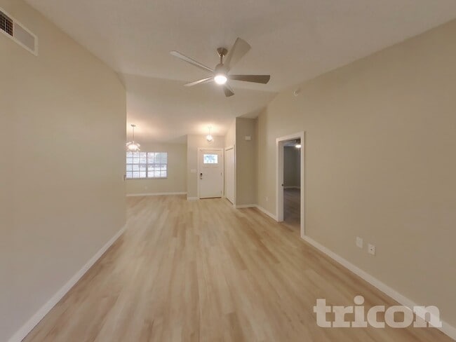 Foto del edificio - 13079 Spencer Ct