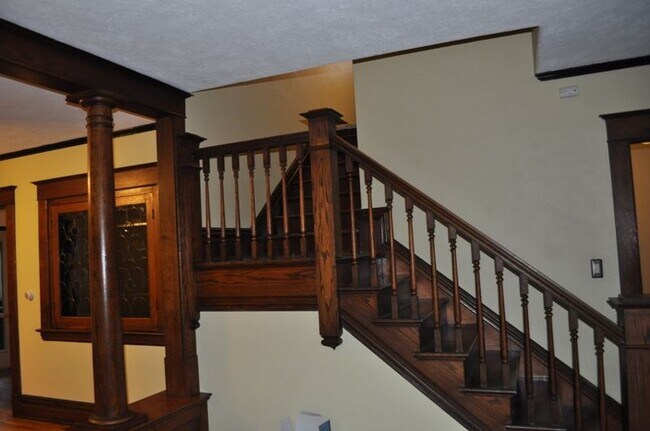 Foto del edificio - 839 Fremont Ave NW