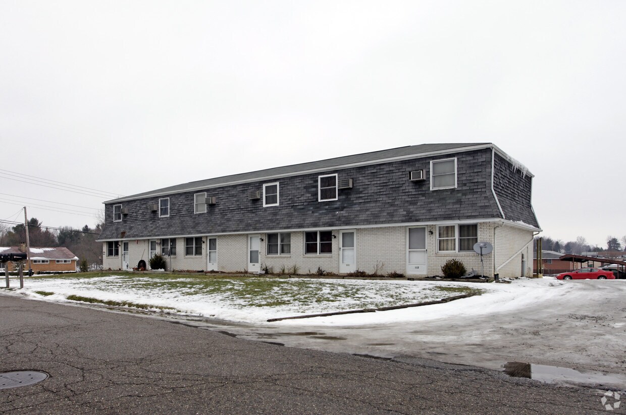 Primary Photo - 103 Chapel Ridge St